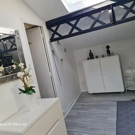 Studio Pres De Paris Jeux Olympiques Tramway T1 Apartment Bondy